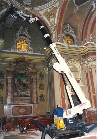 Restauri conservativi con macchine superleggere da interni